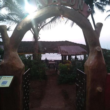 Avalon Sunset Anjuna Exterior photo